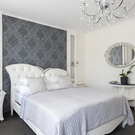 Hotel Wellness & Boutique Pod Lipkami Prague