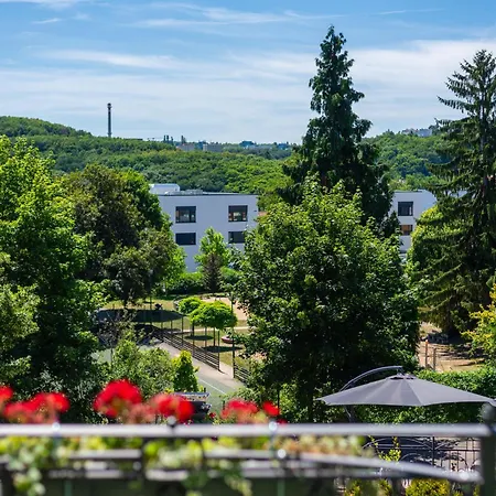 Wellness & Boutique Pod Lipkami Prague
