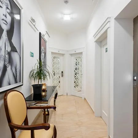 Wellness & Boutique Pod Lipkami 4* Prague